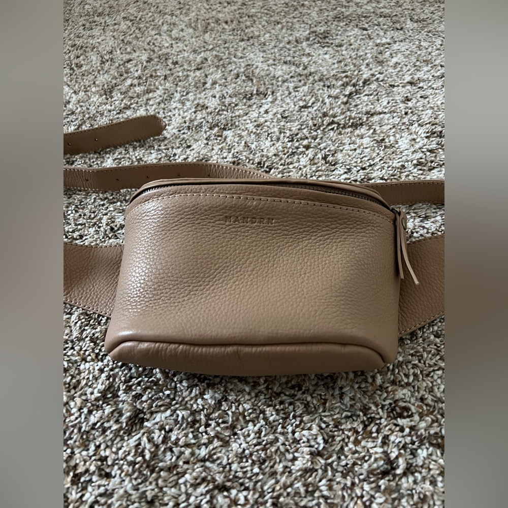 Mandrn Remy Fanny Pack - Picture 2 of 8
